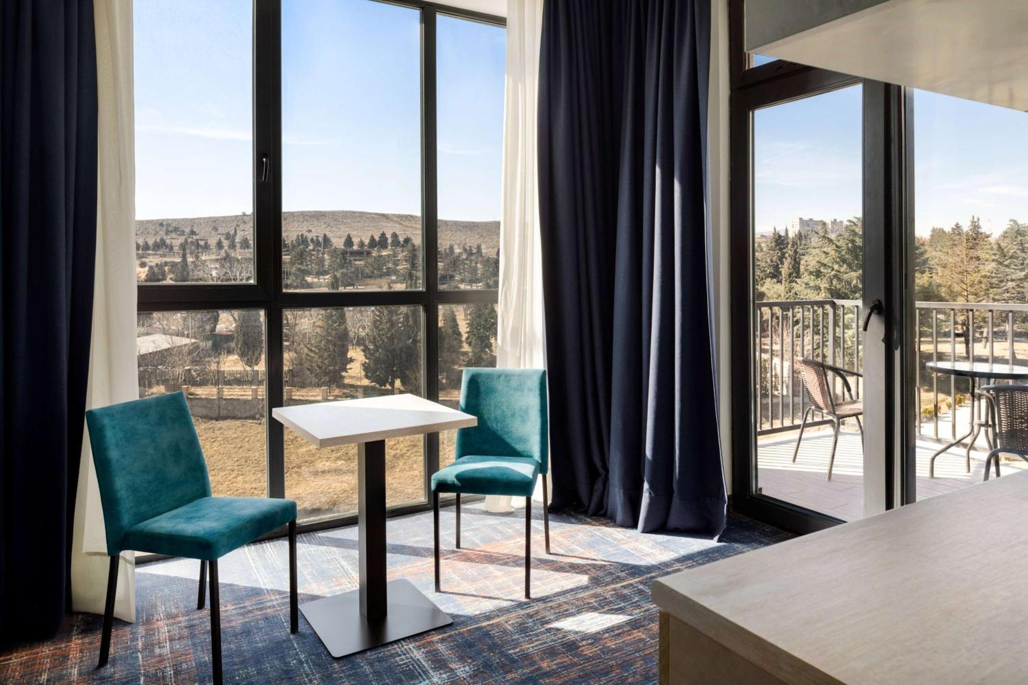 Gino Seaside Tbilisi, Trademark Collection By Wyndham Exterior foto